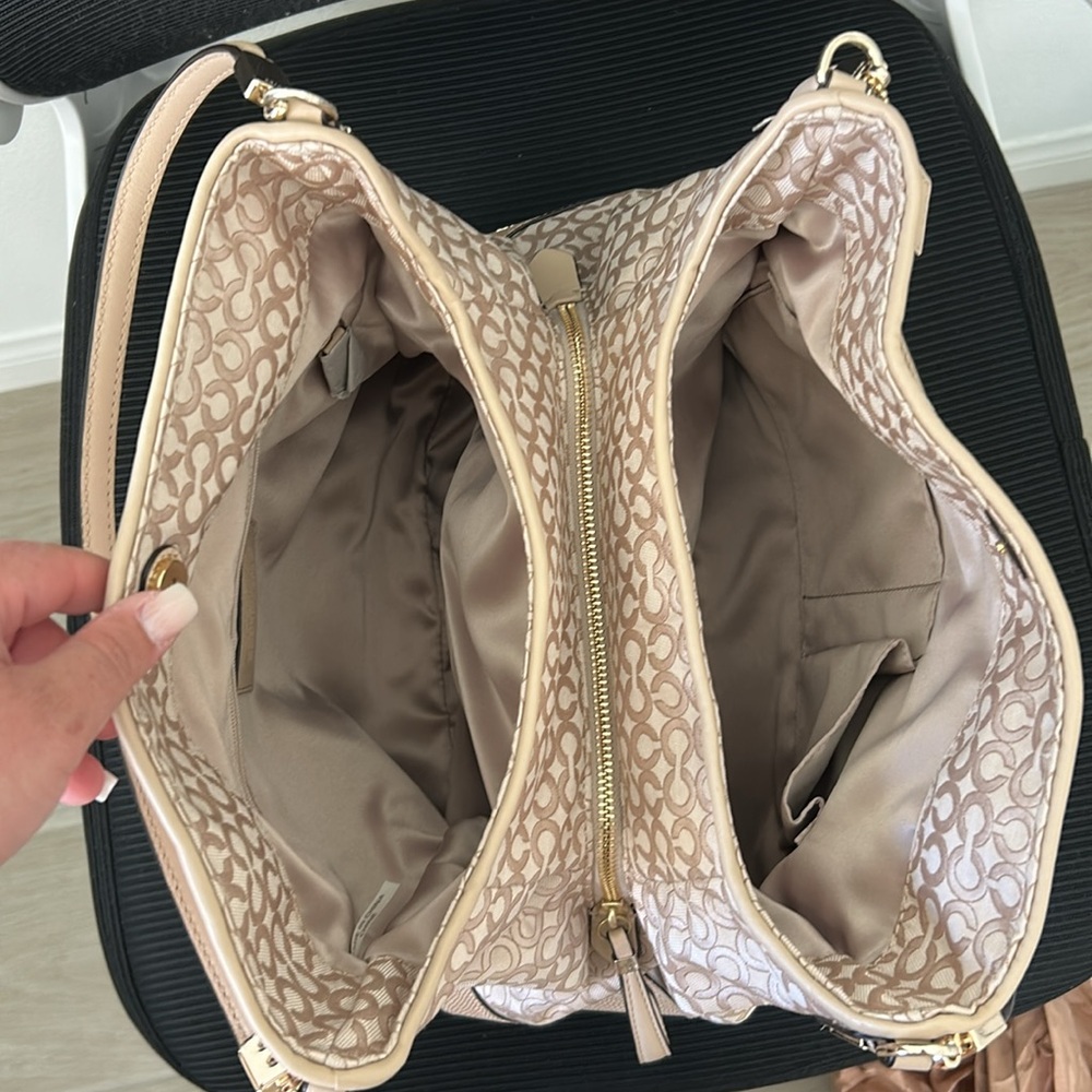 Coach Beige Signature Shoulder Bag - Picture 11 of 17